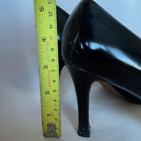 ELEGANT | Black |Roberto Capucci/ Italian Leather | Size 8.5 | 3” Heel - Picture 10 of 13